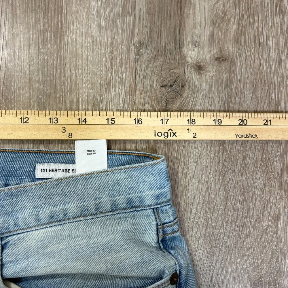 Lucky Brand 121 Heritage Slim Jeans 33x32 JEans Light Stone Wash Faded USA